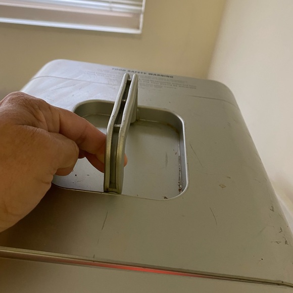 Brookstone mini fridge hot and cold - Picture 9 of 14